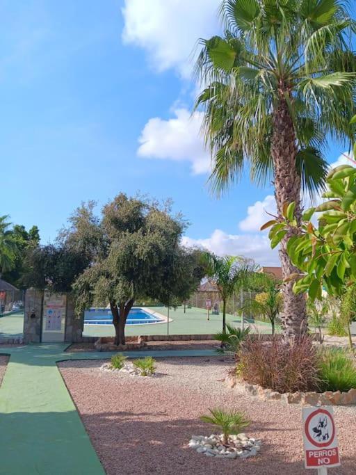 Cozy Bungalow In Urb La Marina With Shared Pool San Fulgencio Ngoại thất bức ảnh